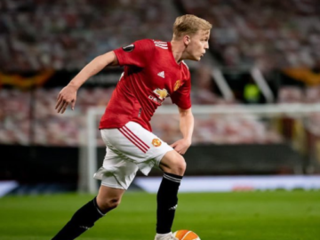 Donny van de Beek Manchester Unitedi särgis. Foto: Instagram @donnyvdbeek