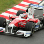 Kamui Kobayashi Toyota F1-auto roolis. Foto: Wikimedia Commons/Morio